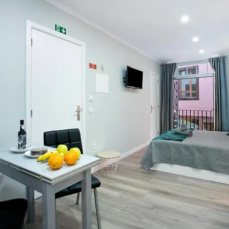 Familia Doria Nobrega Estudio * Funchal (Madeira)