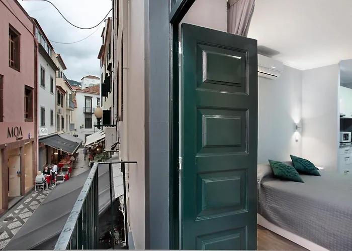 Familia Doria Nobrega Estudio Appartamento