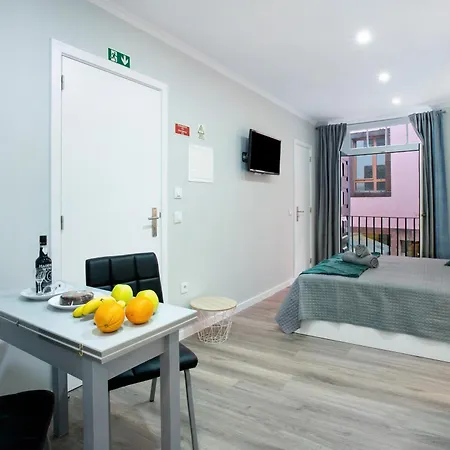 Familia Doria Nobrega Estudio Apartament Funchal (Madeira)